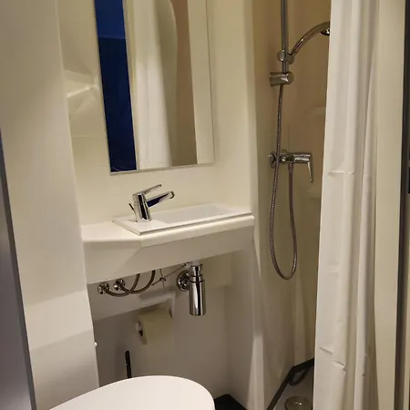 Jaala Hotel Guesthouse Jaala