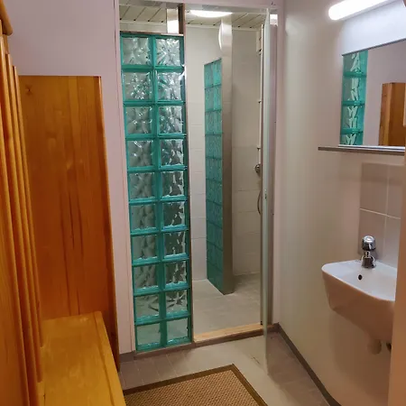 Jaala Hotel Guesthouse Отель 3*