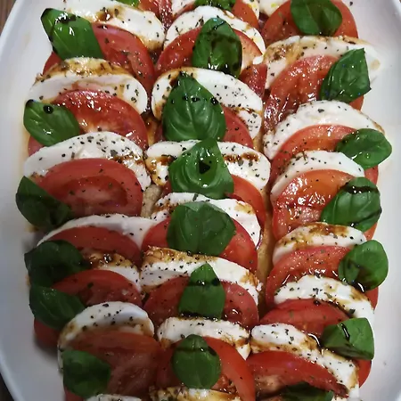 Отель Jaala Hotel Guesthouse Яаала