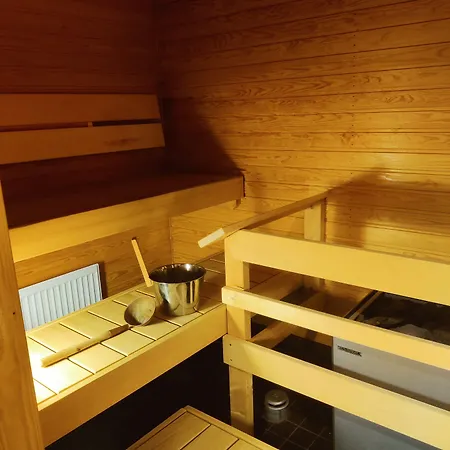 Отель Jaala Hotel Guesthouse 3*